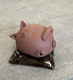 ネコの蚊遣器